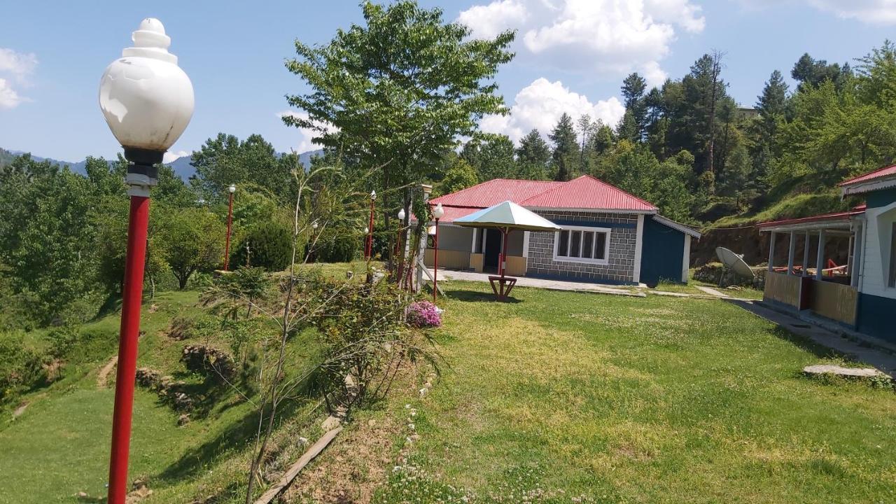 Highland Resort And Farmhouse Chikar Azad Kashmir Timarkot מראה חיצוני תמונה